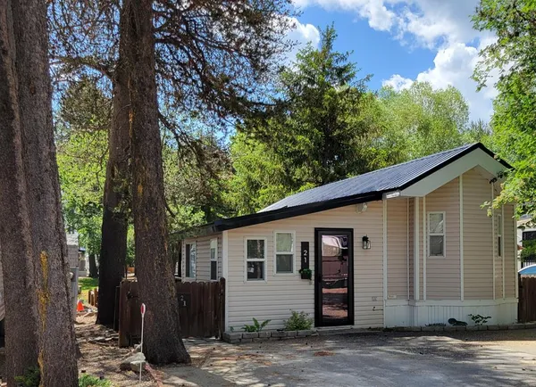 $239,900 | 514 North Sawyer Street, Cascade, ID 83611
