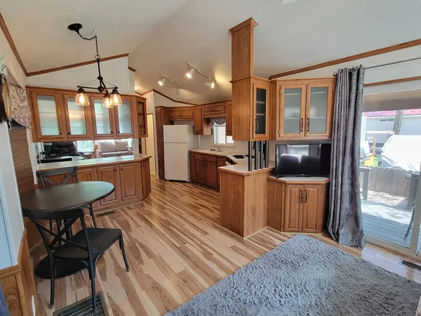 $239,900 | 514 North Sawyer Street, Cascade, ID 83611
