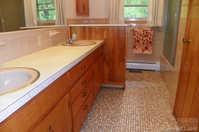 7561 Decker Road Connelly Springs, NC 28612 - Photo 17 of 23 Gallery Image 17