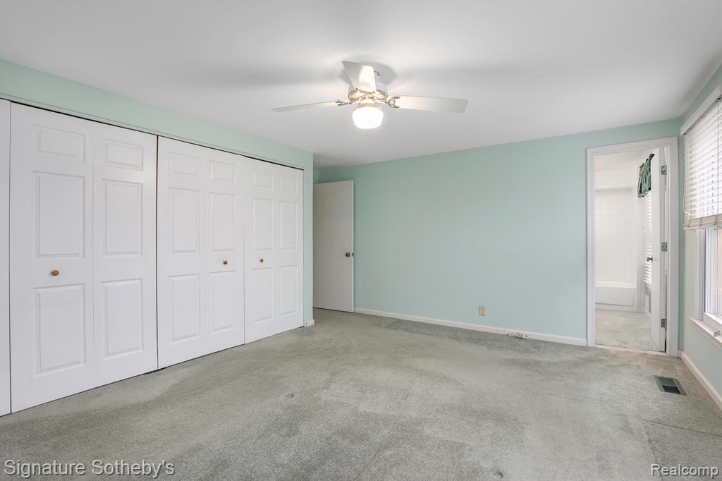 915 Cook Road Grosse Pointe Woods, MI 48236 - Photo 29 of 38