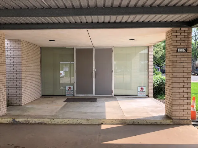 $3,000 | 1113 Lawrence Street, Rosenberg, TX 77471