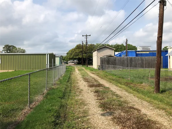 $3,000 | 1113 Lawrence Street, Rosenberg, TX 77471