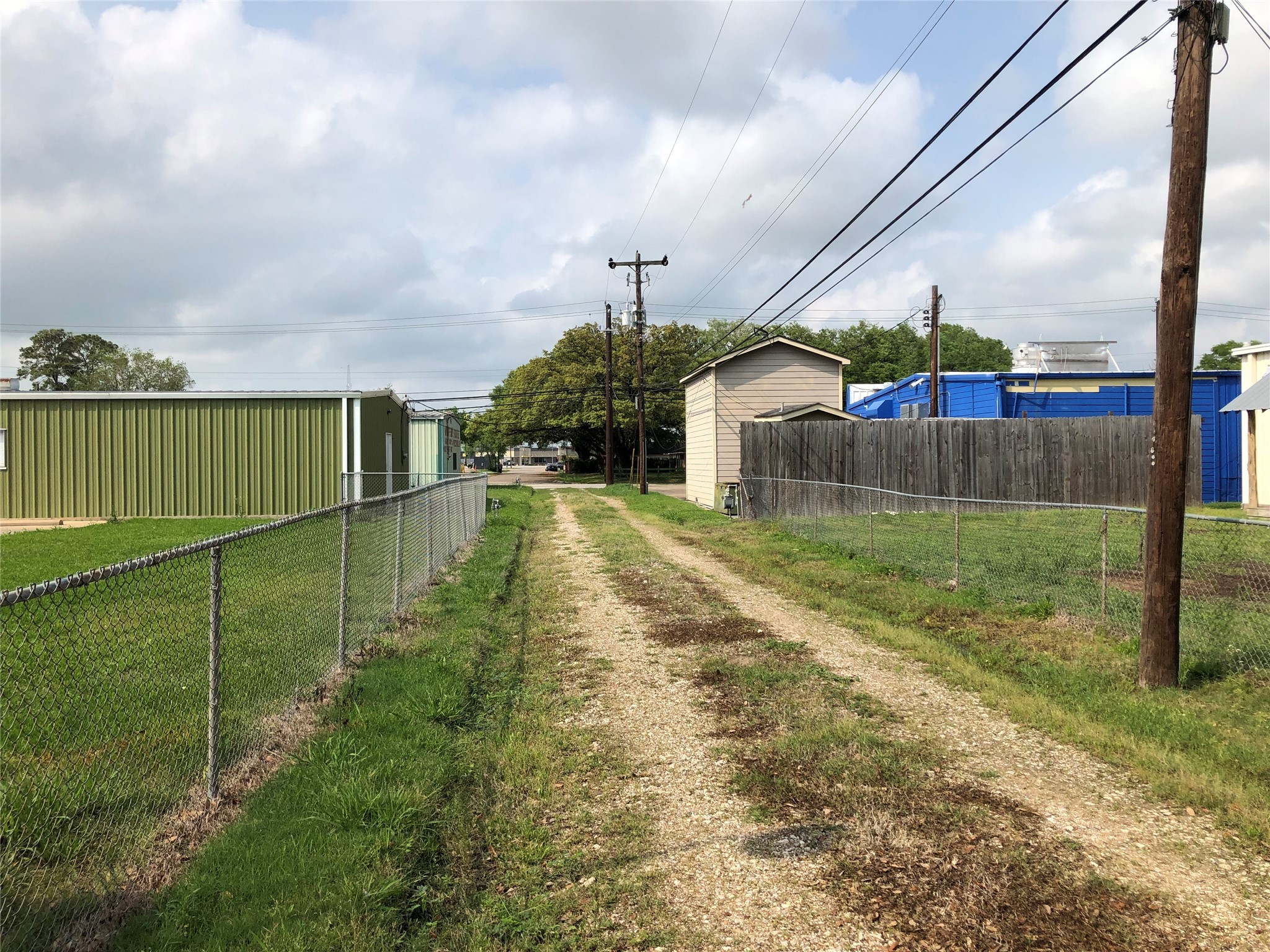 1113 Lawrence Street Rosenberg, TX 77471 - Photo 18 of 18 Rear Alley Access