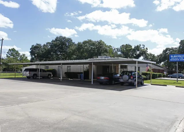 $3,000 | 1113 Lawrence Street, Rosenberg, TX 77471