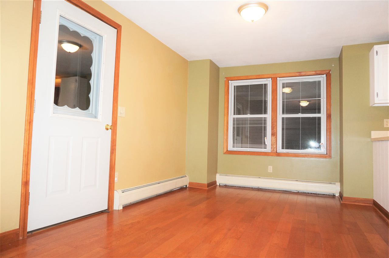 36 Tenney Road, Unit 1 Sandown, NH 03873 - Photo 4 of 20