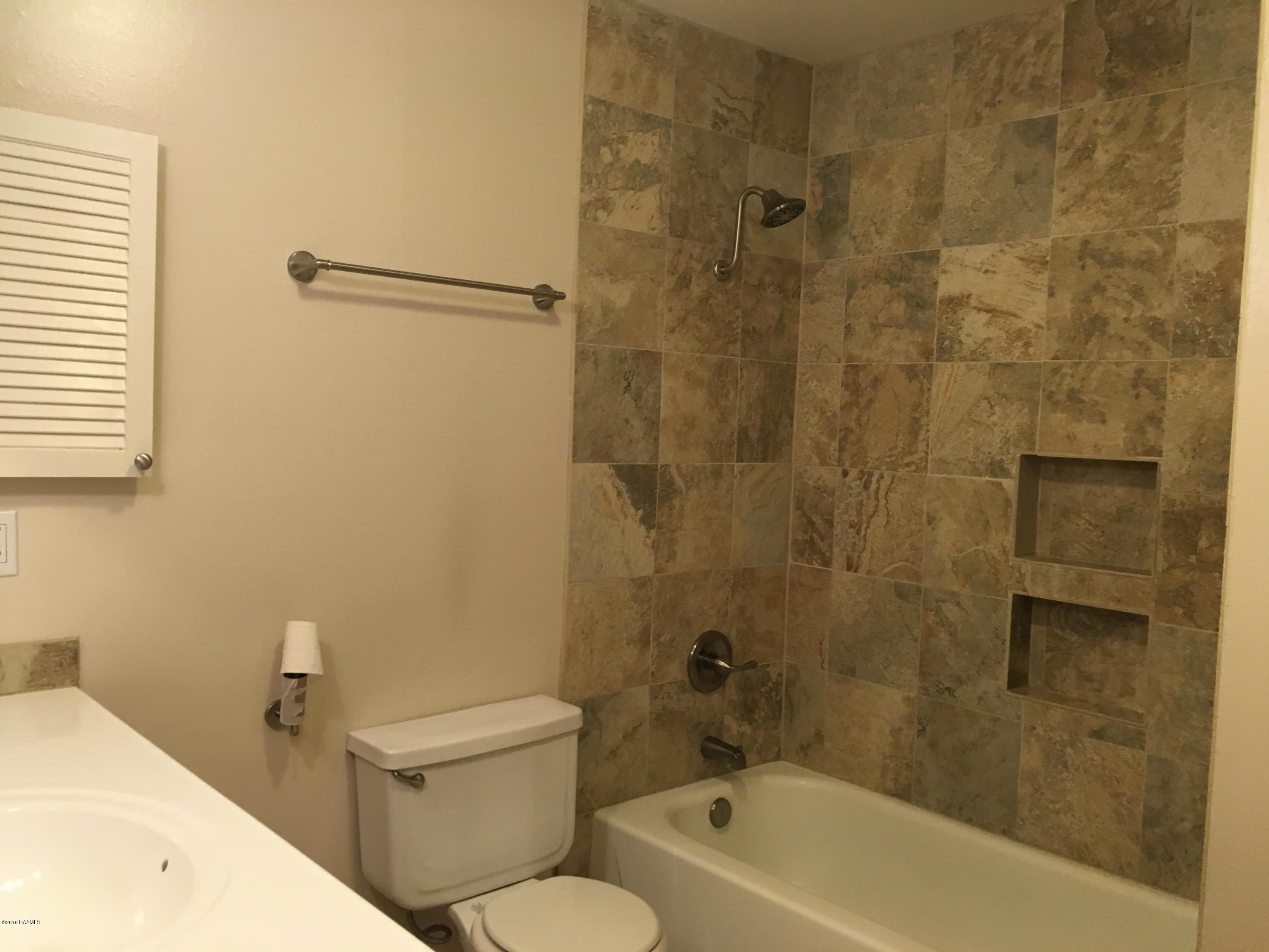 701 South College Road, Unit 101 Lafayette, LA 70503 - Photo 11 of 11 IMG_8252