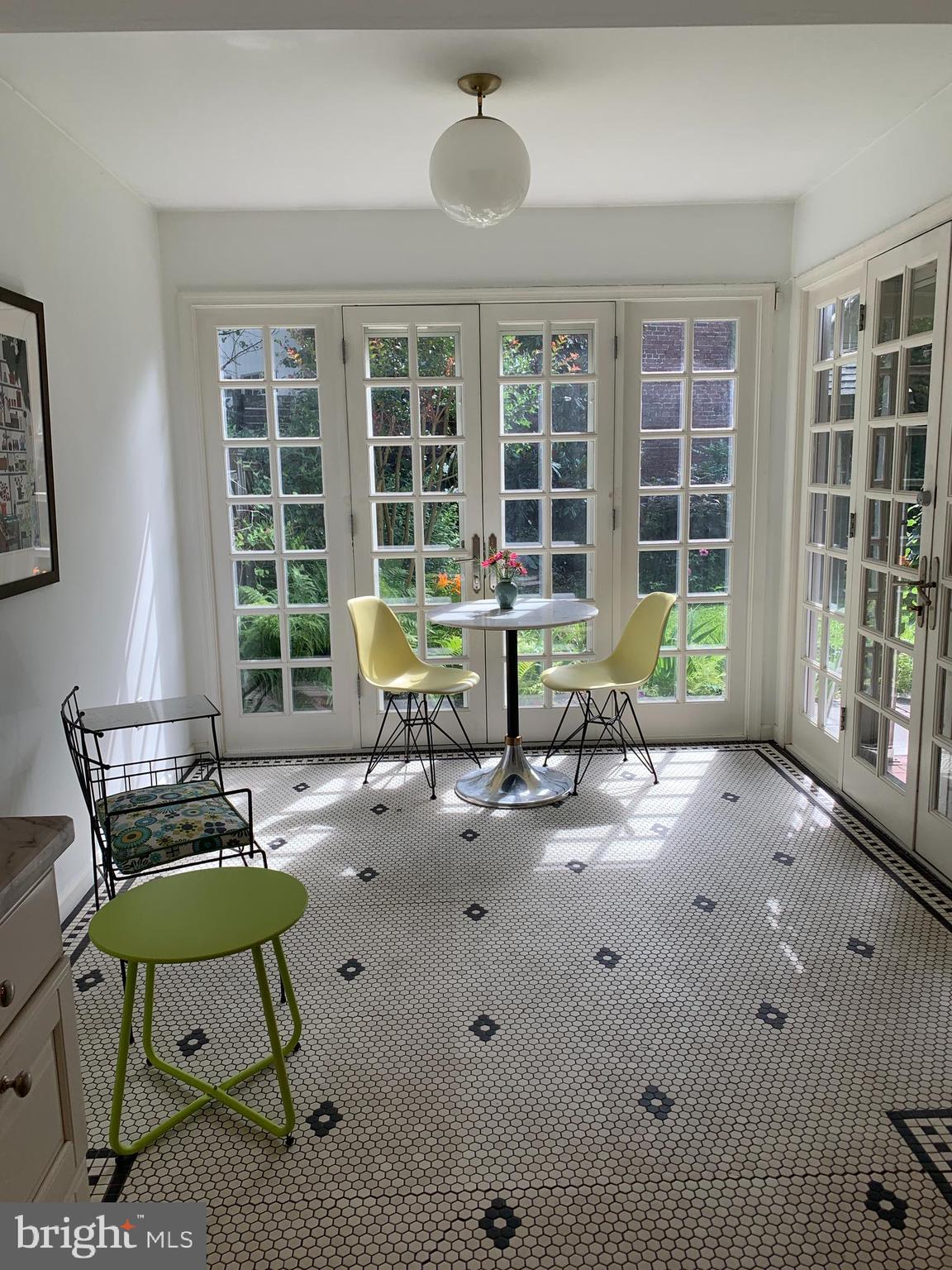 7945 Winston Road Philadelphia, PA 19118 - Photo 11 of 29 Kitchen