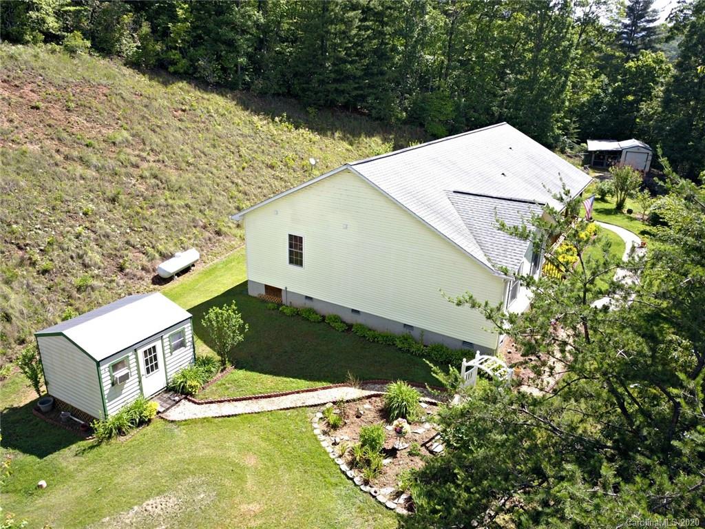 210 Weldon Hall Road Sylva, NC 28779 - Photo 10 of 29 Gallery Image 10