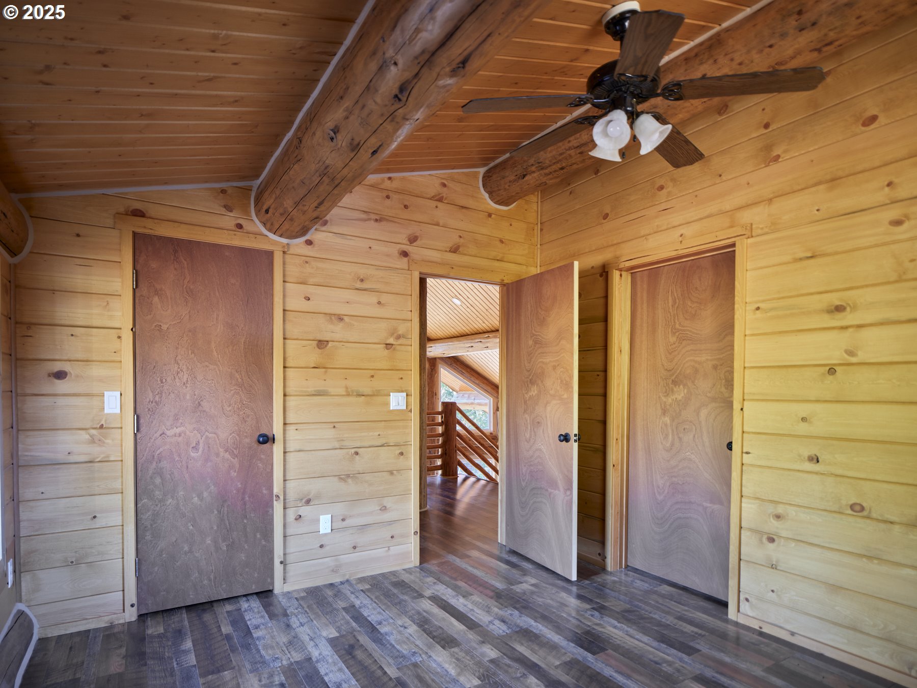 192 Sasquatch Way Cougar, WA 98616 - Photo 33 of 47 a view of a hallway with wooden floor and entryway