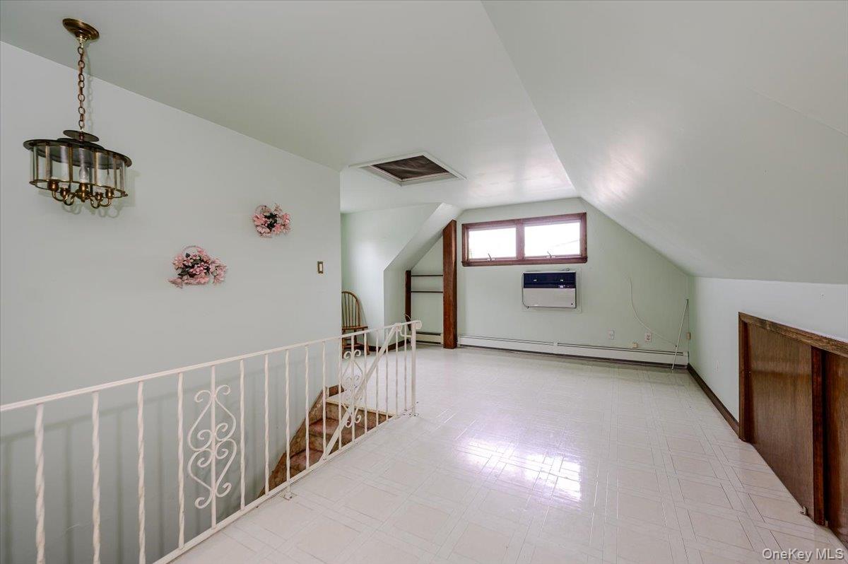 1815 Meadowbrook Road Merrick, NY 11566 - Photo 11 of 25 Entire top floor is a Primary Suite