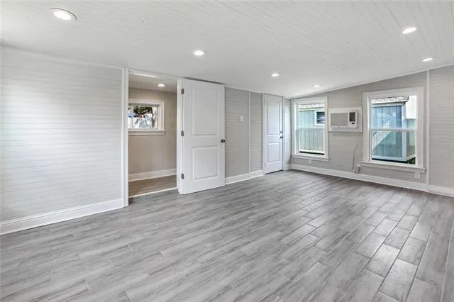 $2,500 | 528 Roseland Parkway, Harahan, LA 70123