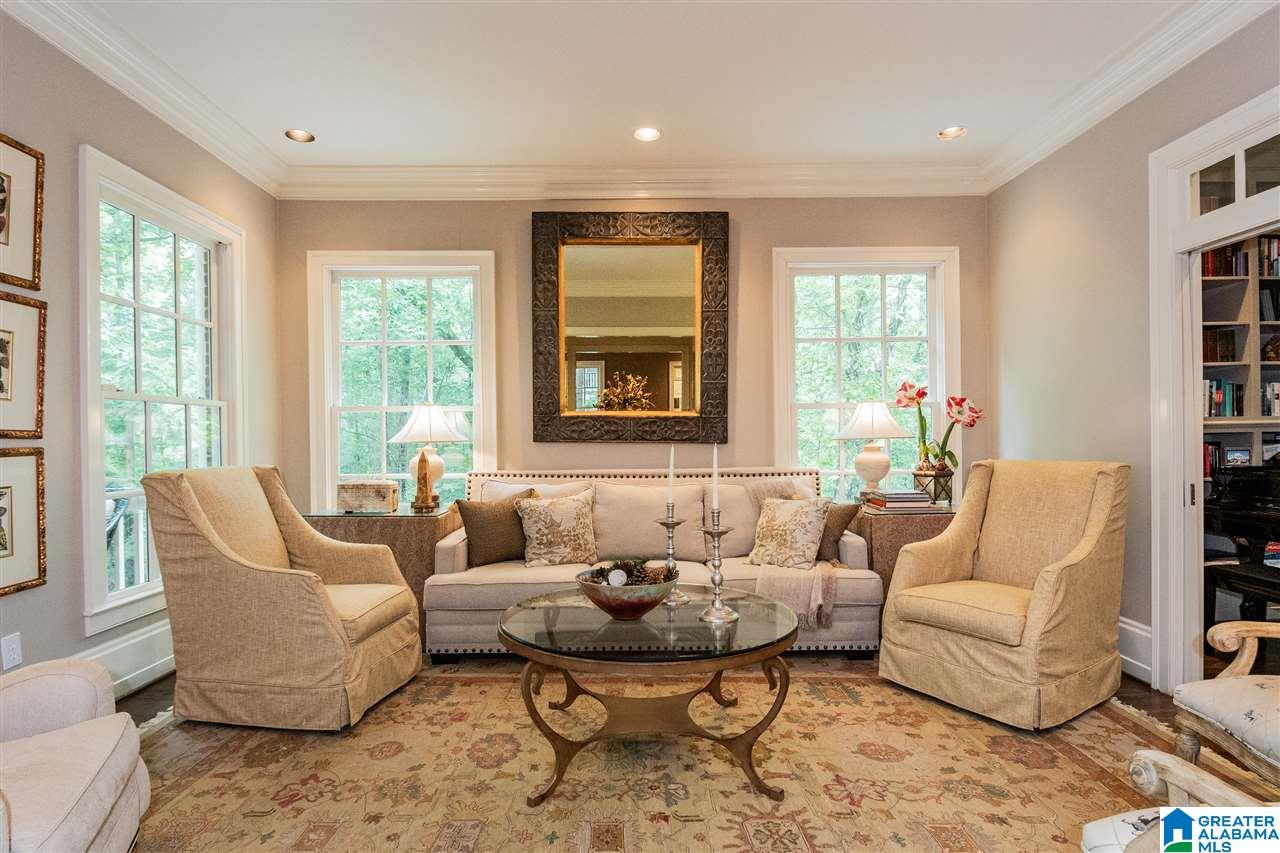 115 Oak Circle Hayden, AL 35079 - Photo 6 of 50