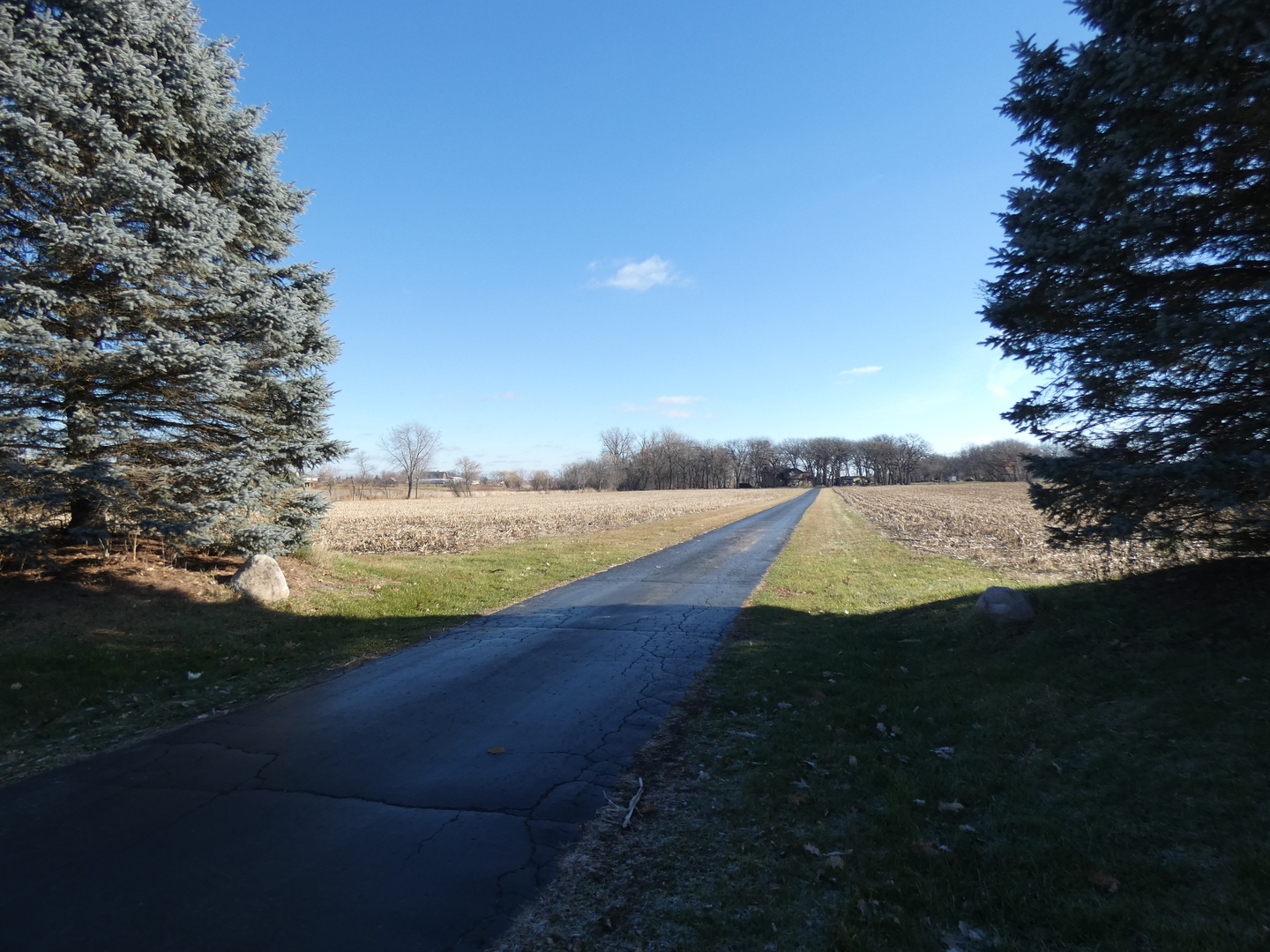 9310 Riley Road Marengo, IL 60152 - Photo 3 of 17 a view of an ocean and beach