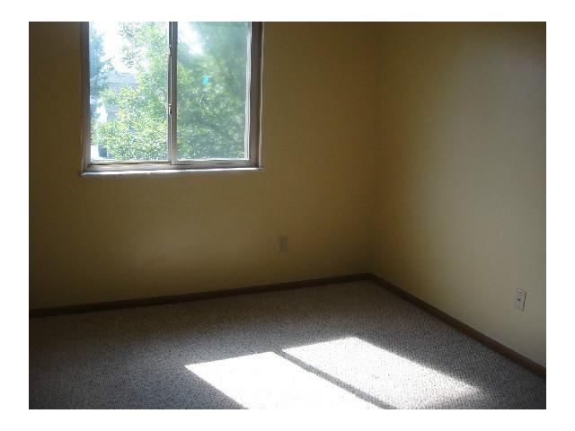 2701 Raphael Drive Columbus, OH 43232 - Photo 13 of 15 Gallery Image 13