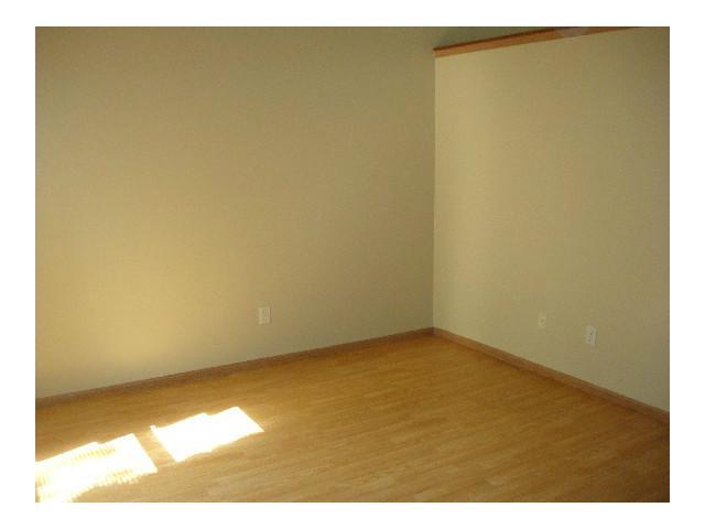 2701 Raphael Drive Columbus, OH 43232 - Photo 2 of 15 Gallery Image 2