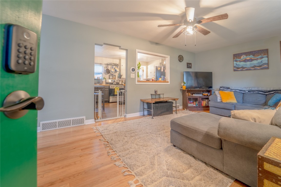 4 Dutchess Road Binghamton, NY 13901 - Photo 3 of 19 Gallery Image 3