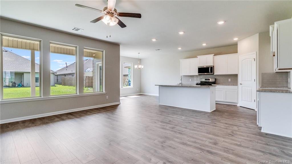 4694 East Ridge Road Lake Charles, LA 70607 - Photo 2 of 13