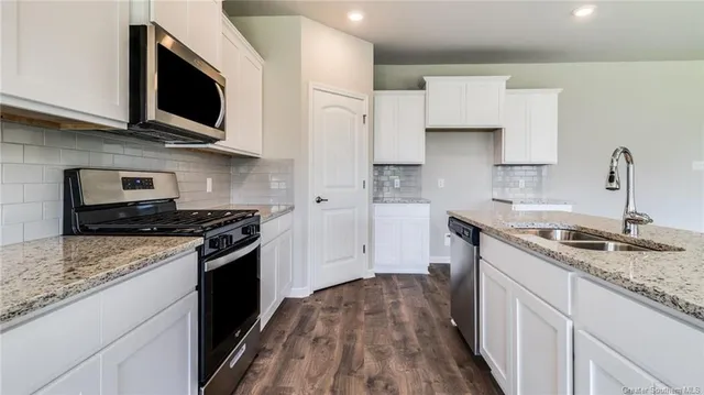 $284,900 | 4694 East Ridge Road, Lake Charles, LA 70607