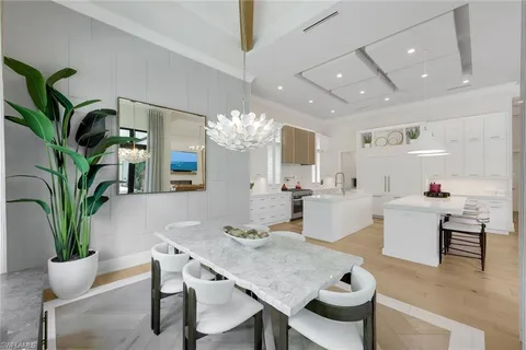 $7,075,000 | 767 Park Shore Drive, Naples, FL 34103