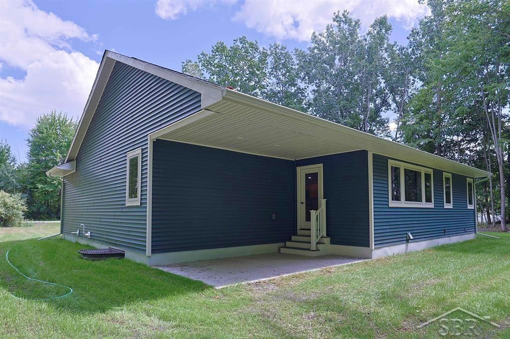 826 South Grey Road Midland, MI 48640 - Photo 36 of 41 Gallery Image 36