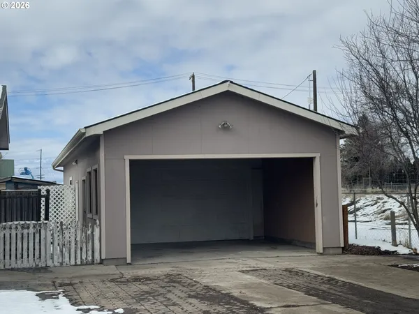 $250,000 | 1037 Tamar Street, Baker City, OR 97814