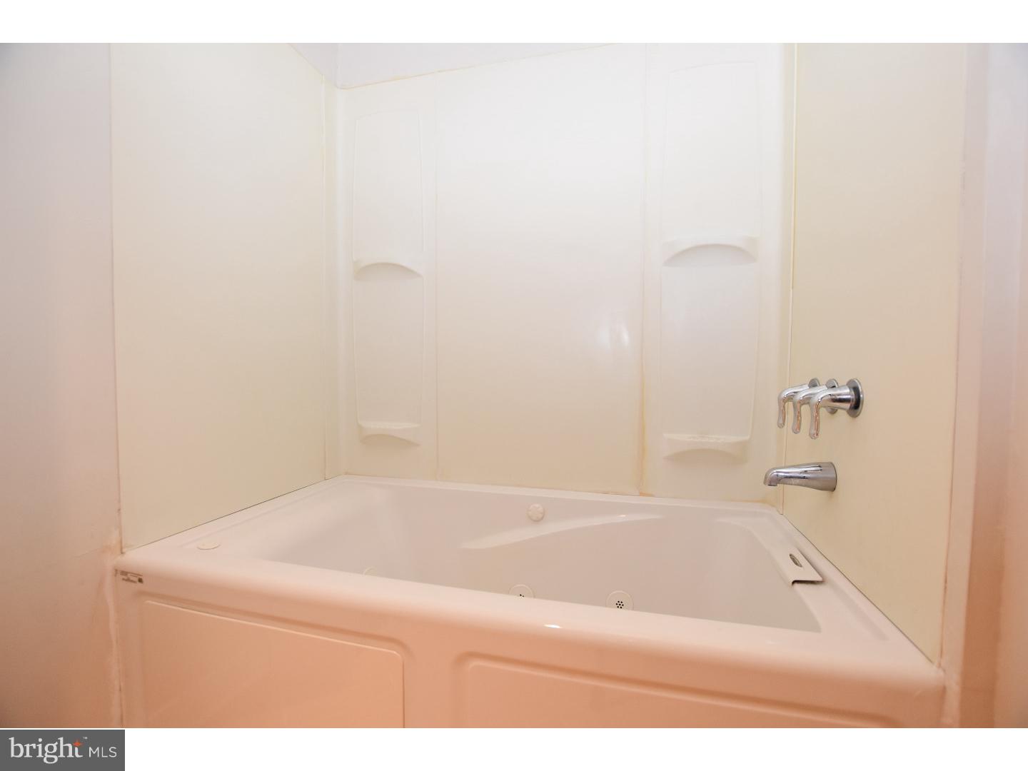 268 Greentree Road Sewell, NJ 08080 - Photo 14 of 19