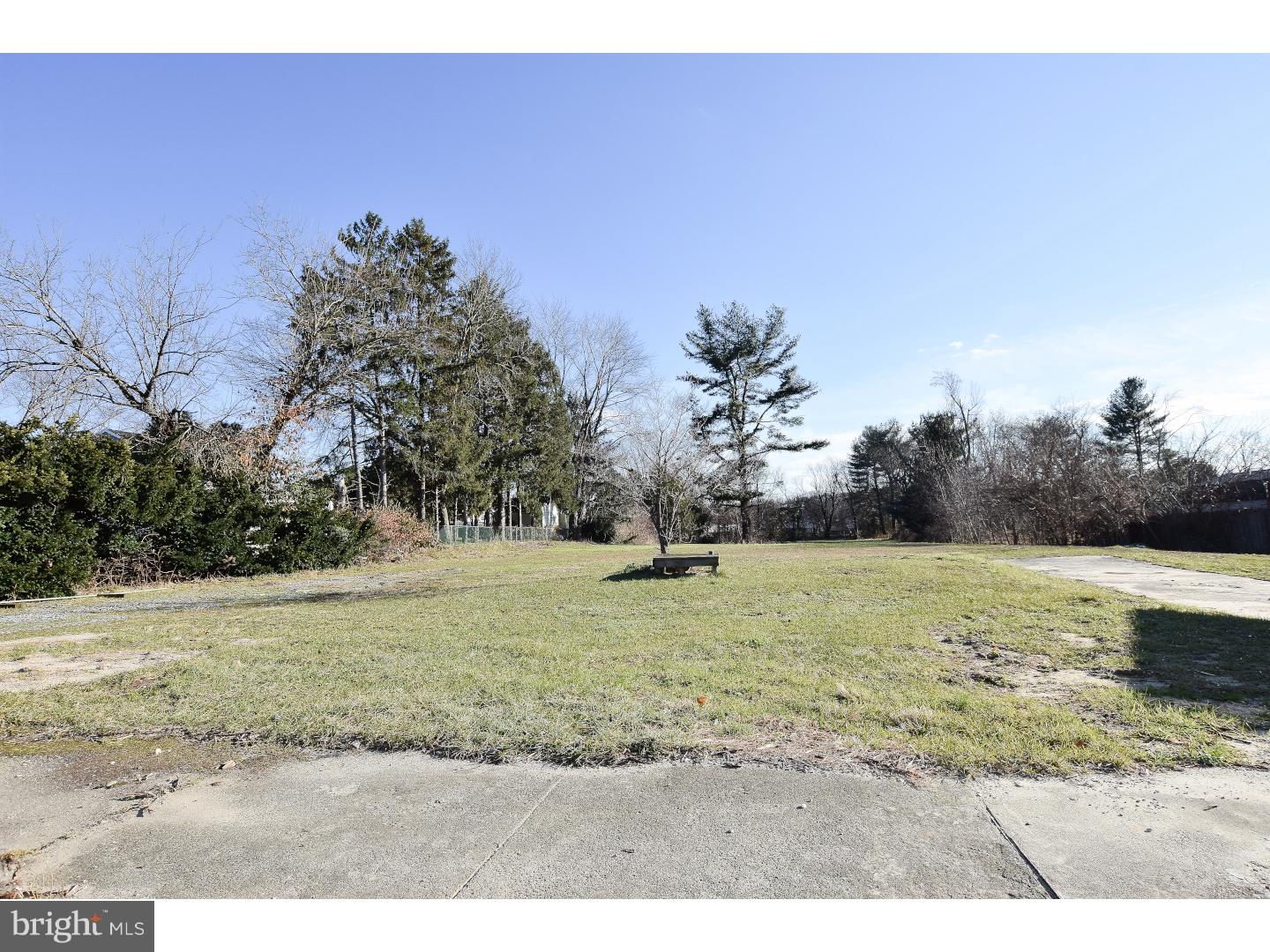 268 Greentree Road Sewell, NJ 08080 - Photo 19 of 19 Exterior Back