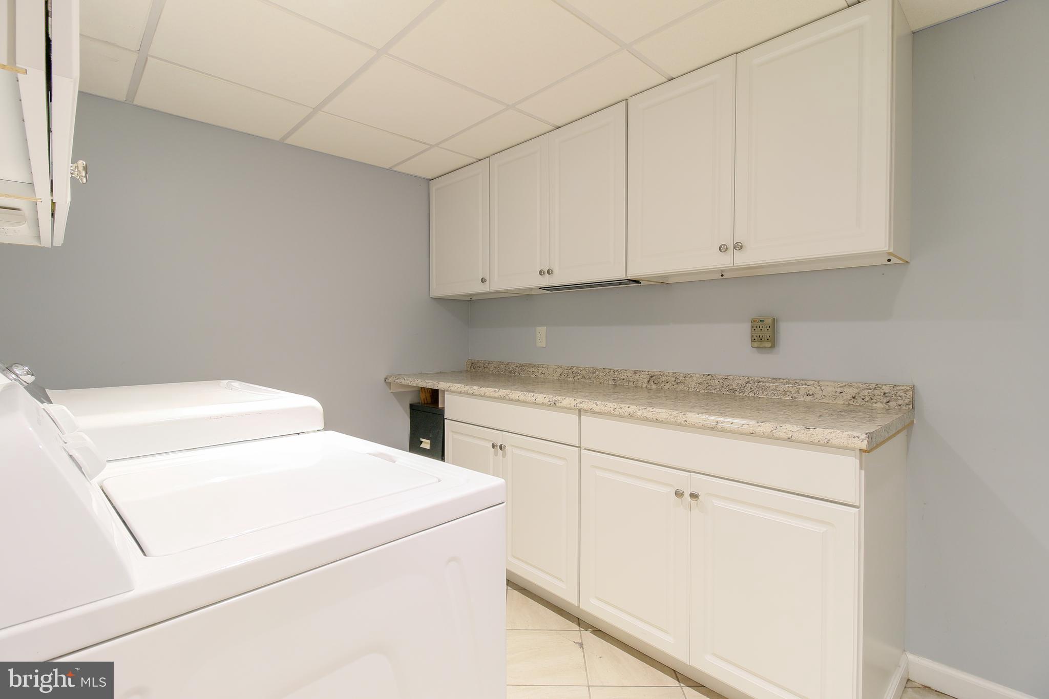 1017 Ficklen Road Fredericksburg, VA 22405 - Photo 19 of 35 Laundry with lots of storage