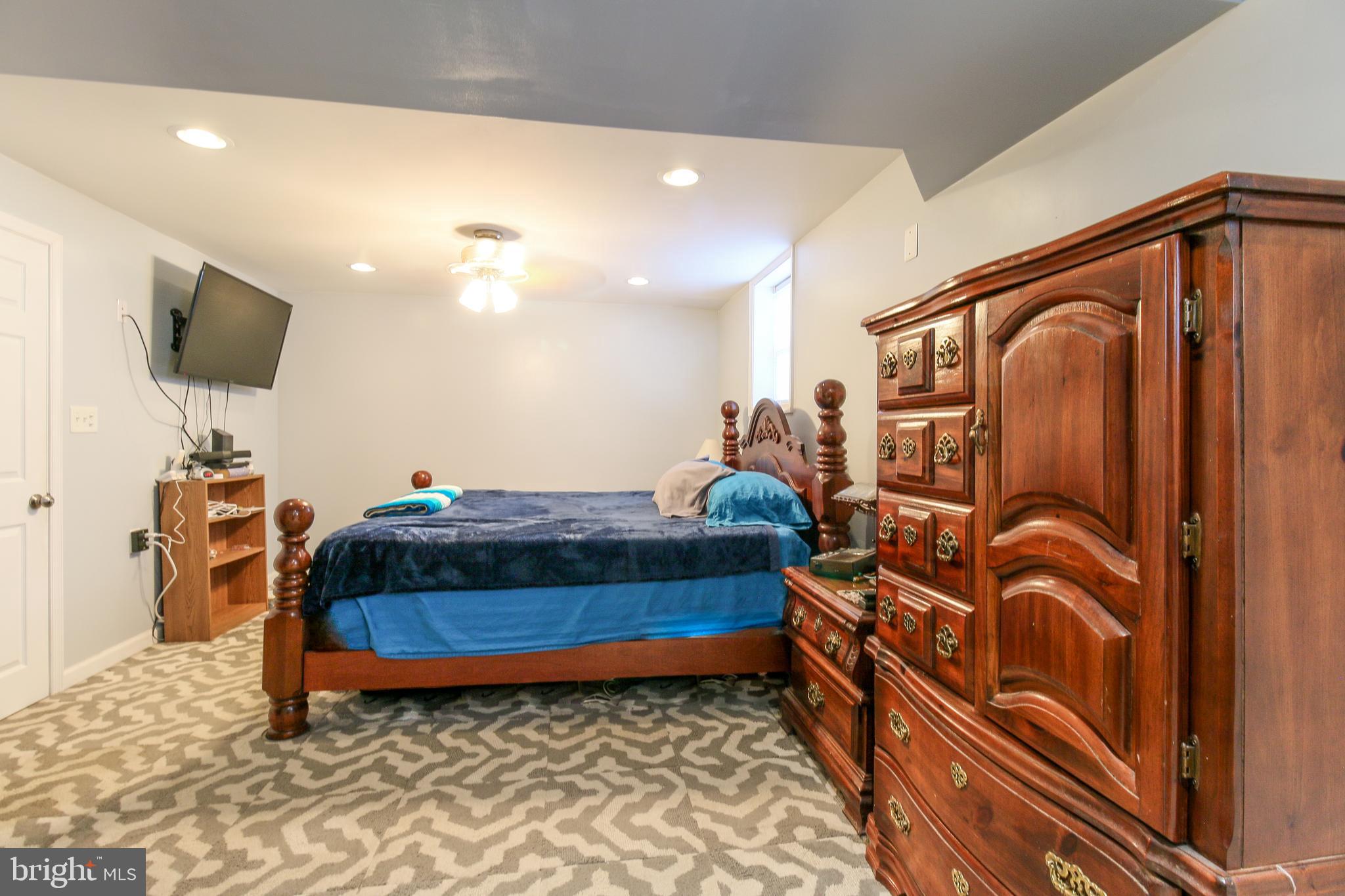 1017 Ficklen Road Fredericksburg, VA 22405 - Photo 23 of 35 Owner`s Bedroom