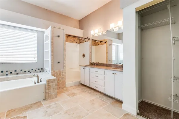 $2,850 | 8110 Regatta Drive, Rowlett, TX 75089