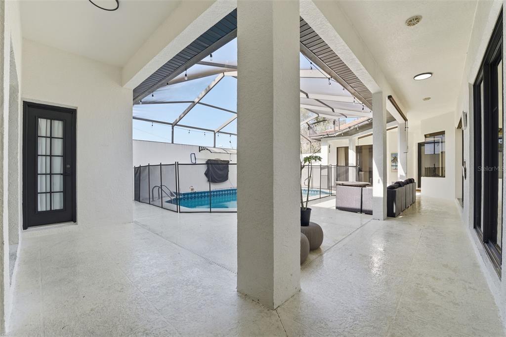 8451 Delta Court Weeki Wachee, FL 34613 - Photo 5 of 64