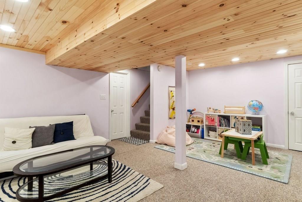 16 Albemarle Road Waltham, MA 02452 - Photo 19 of 24 Gallery Image 19