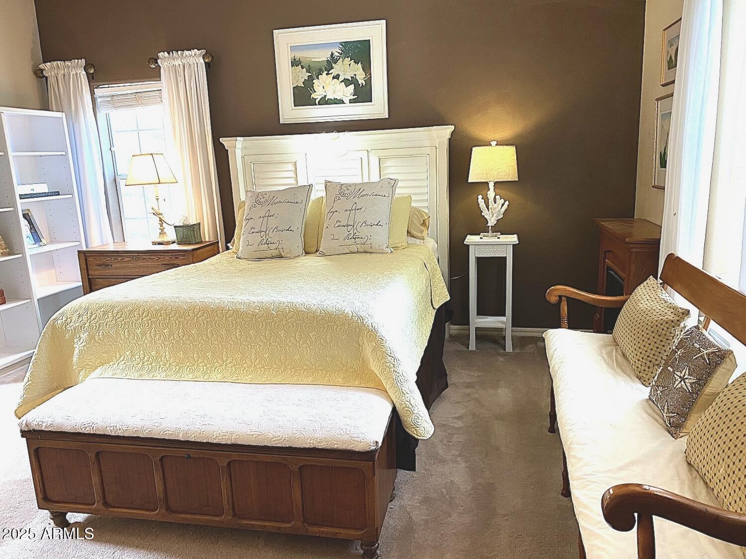 181 Timber Ridge Loop Show Low, AZ 85901 - Photo 26 of 57 Primary bedroom w/lots of windows!