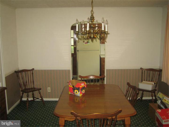 545 Overlook Road Philadelphia, PA 19128 - Photo 4 of 12