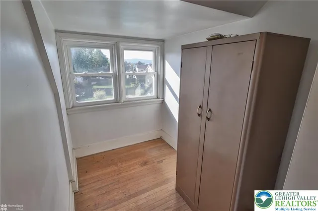 $334,900 | 4 Stonecroft Drive, Easton, PA 18045