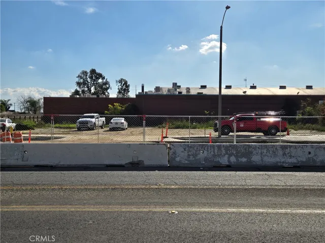 $500,000 | 744 East Holt Boulevard, Ontario, CA 91761