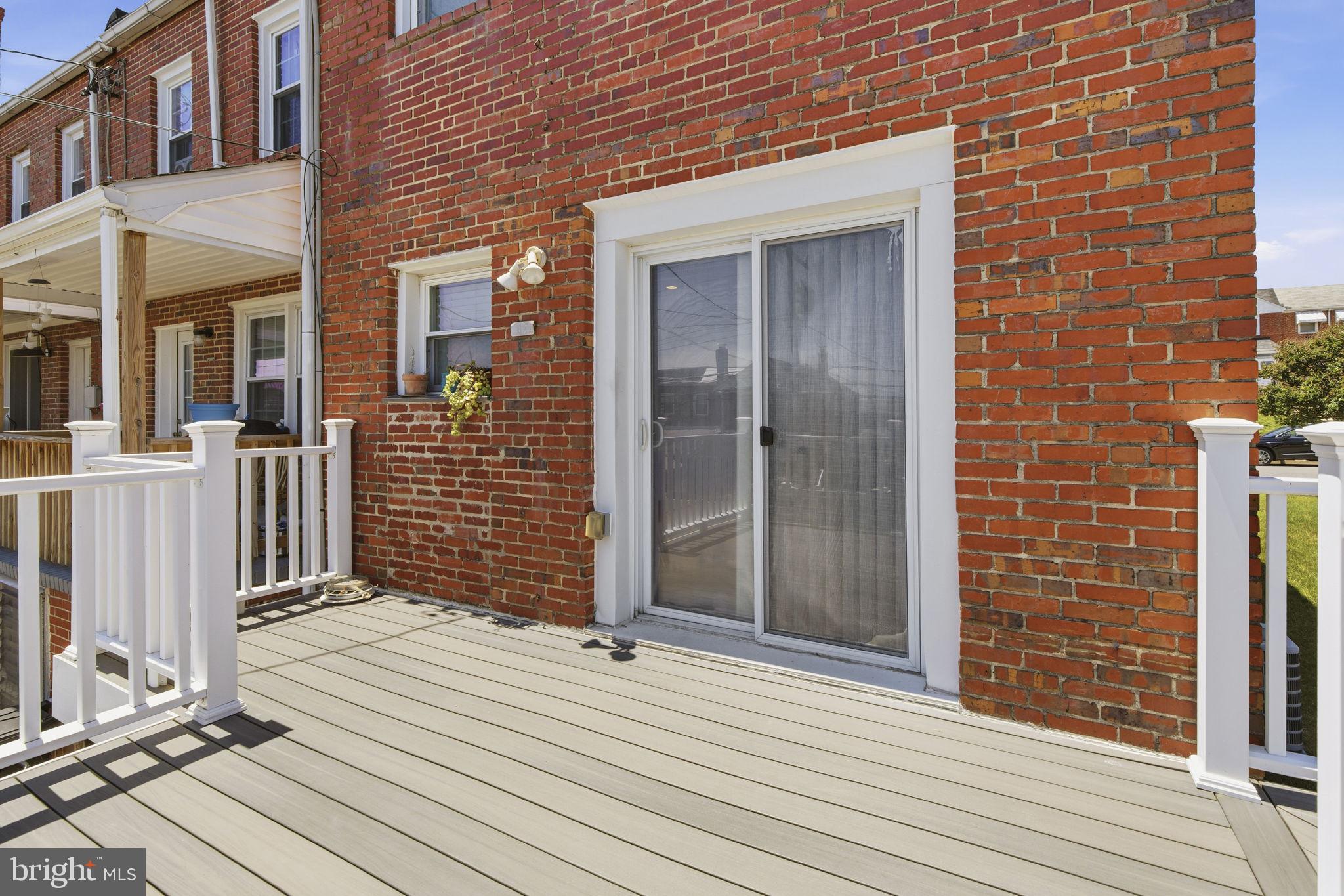 1627 Manor Road Baltimore, MD 21222 - Photo 19 of 24 Rear deck accessible from kitchen