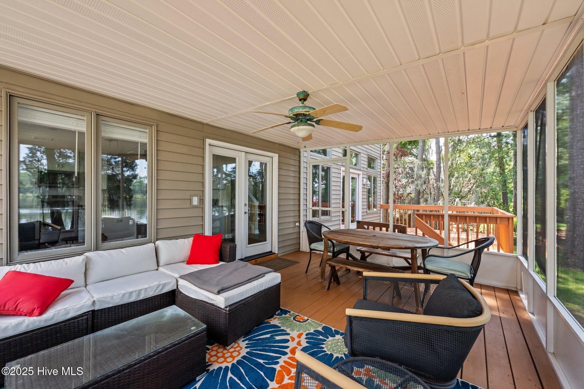 5410 Trade Winds Road New Bern, NC 28560 - Photo 13 of 66 Nicely sized screened porch
