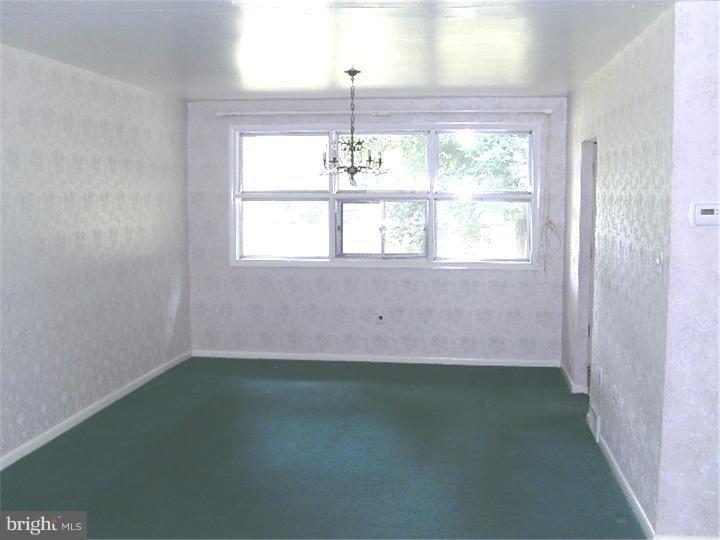 3330 Richard Road Aston, PA 19014 - Photo 2 of 18 Dining Room