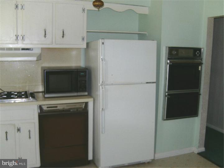3330 Richard Road Aston, PA 19014 - Photo 4 of 18 Kitchen