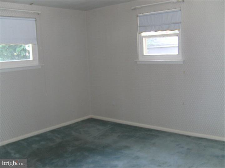 3330 Richard Road Aston, PA 19014 - Photo 7 of 18 Bedroom - Main