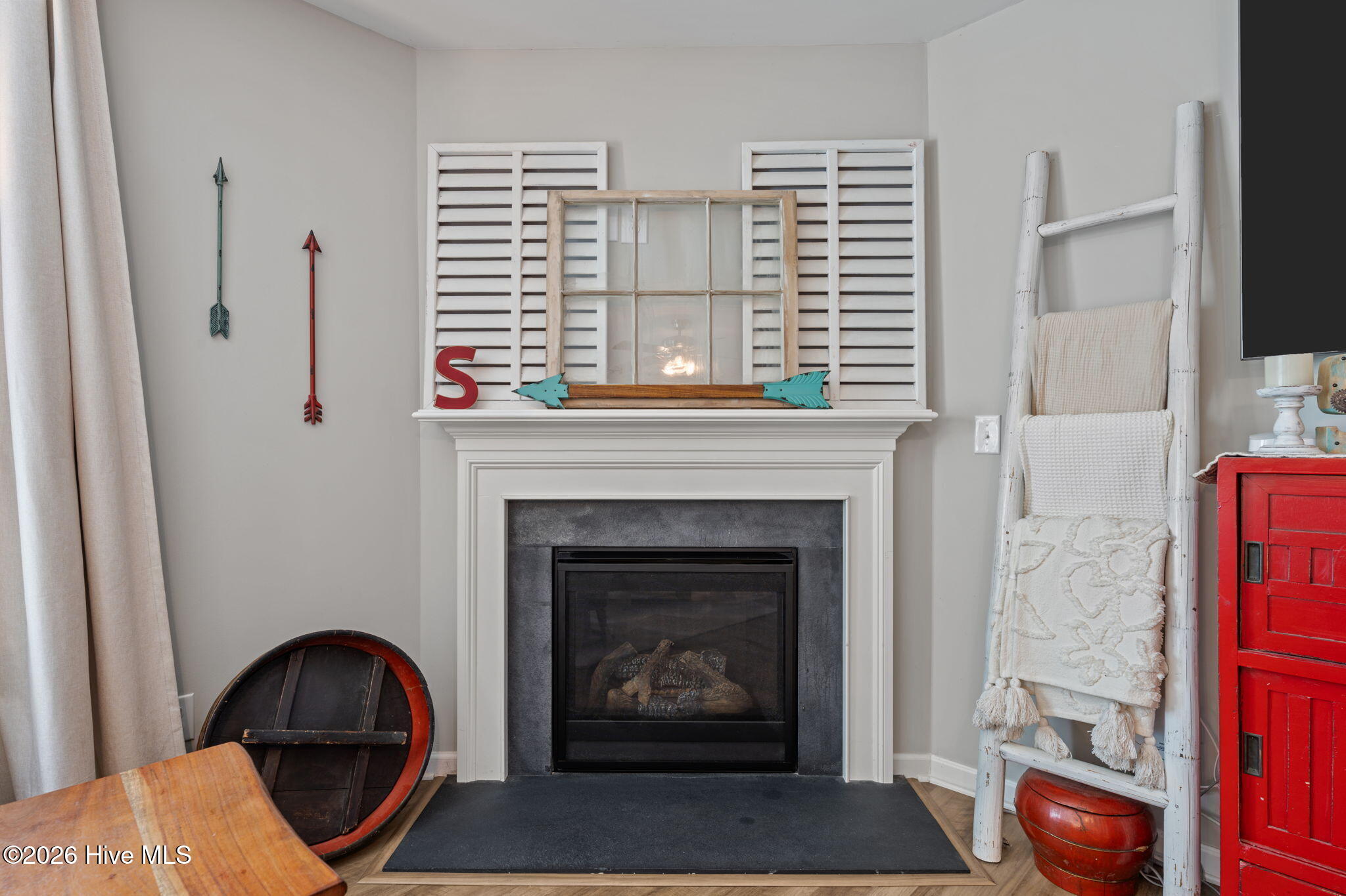 324 Frida Road New Bern, NC 28560 - Photo 18 of 55 Fireplace