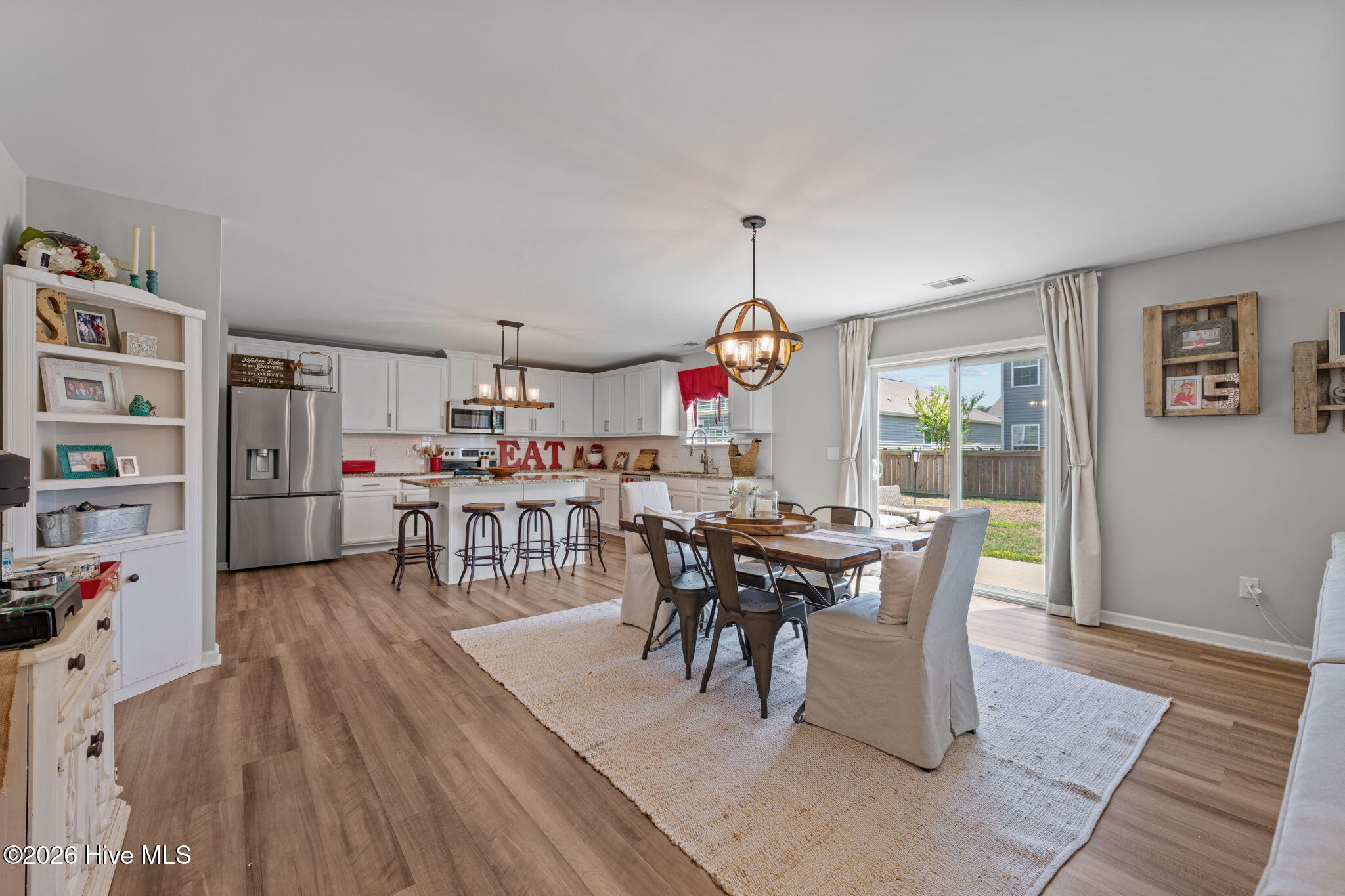 324 Frida Road New Bern, NC 28560 - Photo 19 of 55 Breakfast Nook 01