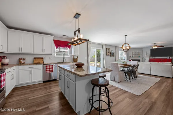 $379,000 | 324 Frida Road, New Bern, NC 28560