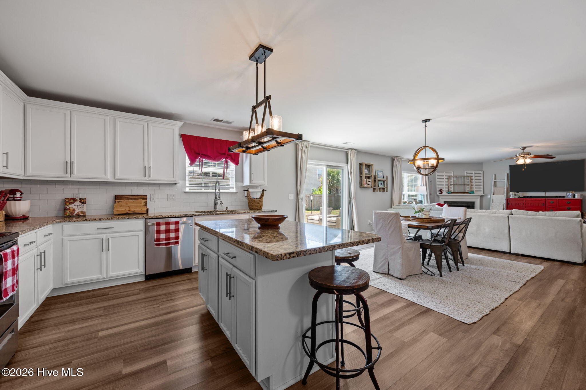 324 Frida Road New Bern, NC 28560 - Photo 25 of 55 Kitchen 04