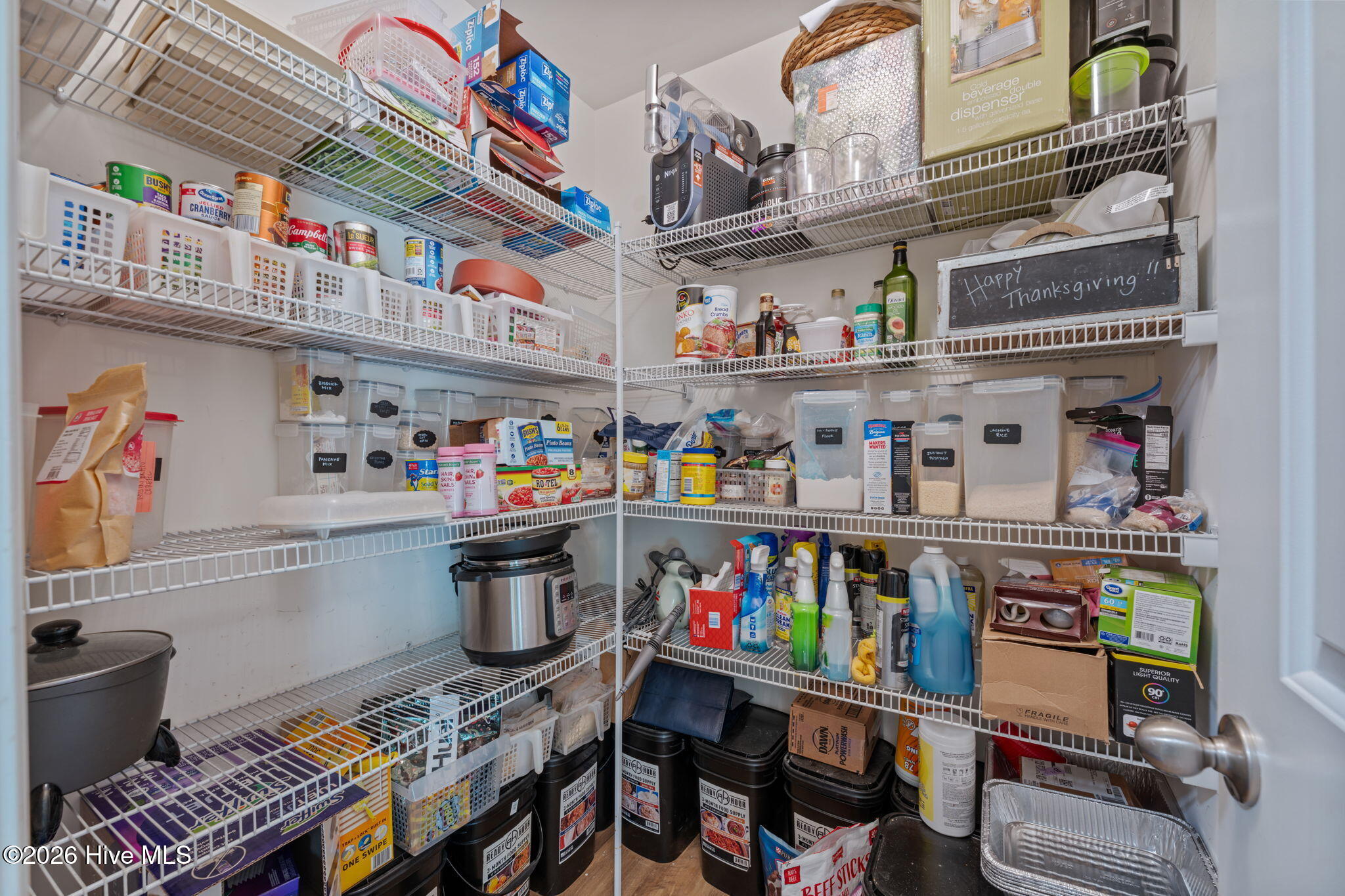 324 Frida Road New Bern, NC 28560 - Photo 27 of 55 Pantry