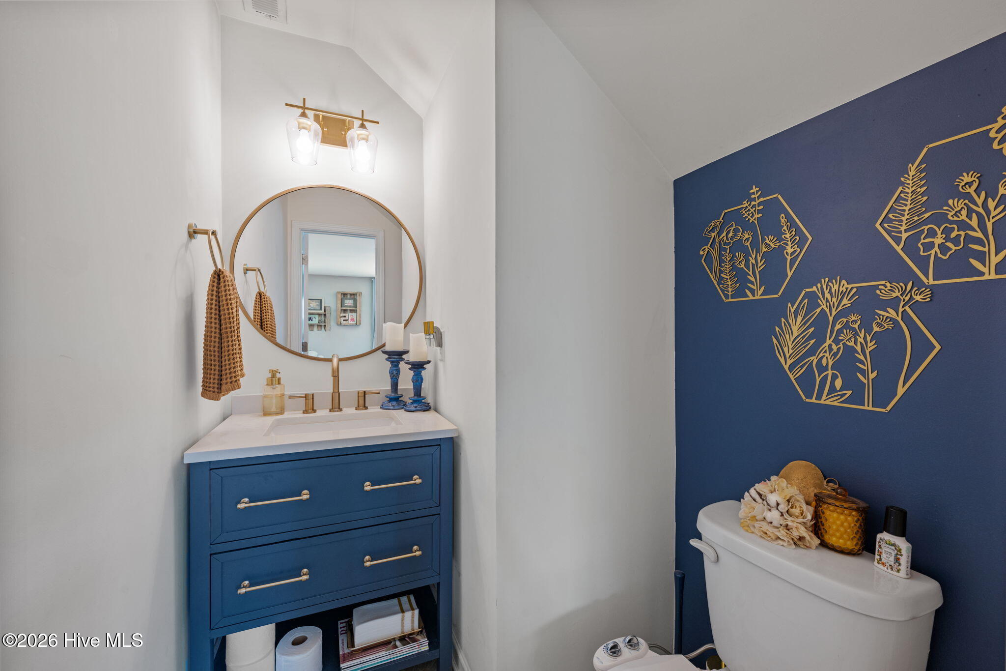 324 Frida Road New Bern, NC 28560 - Photo 28 of 55 Downstairs Half Bath