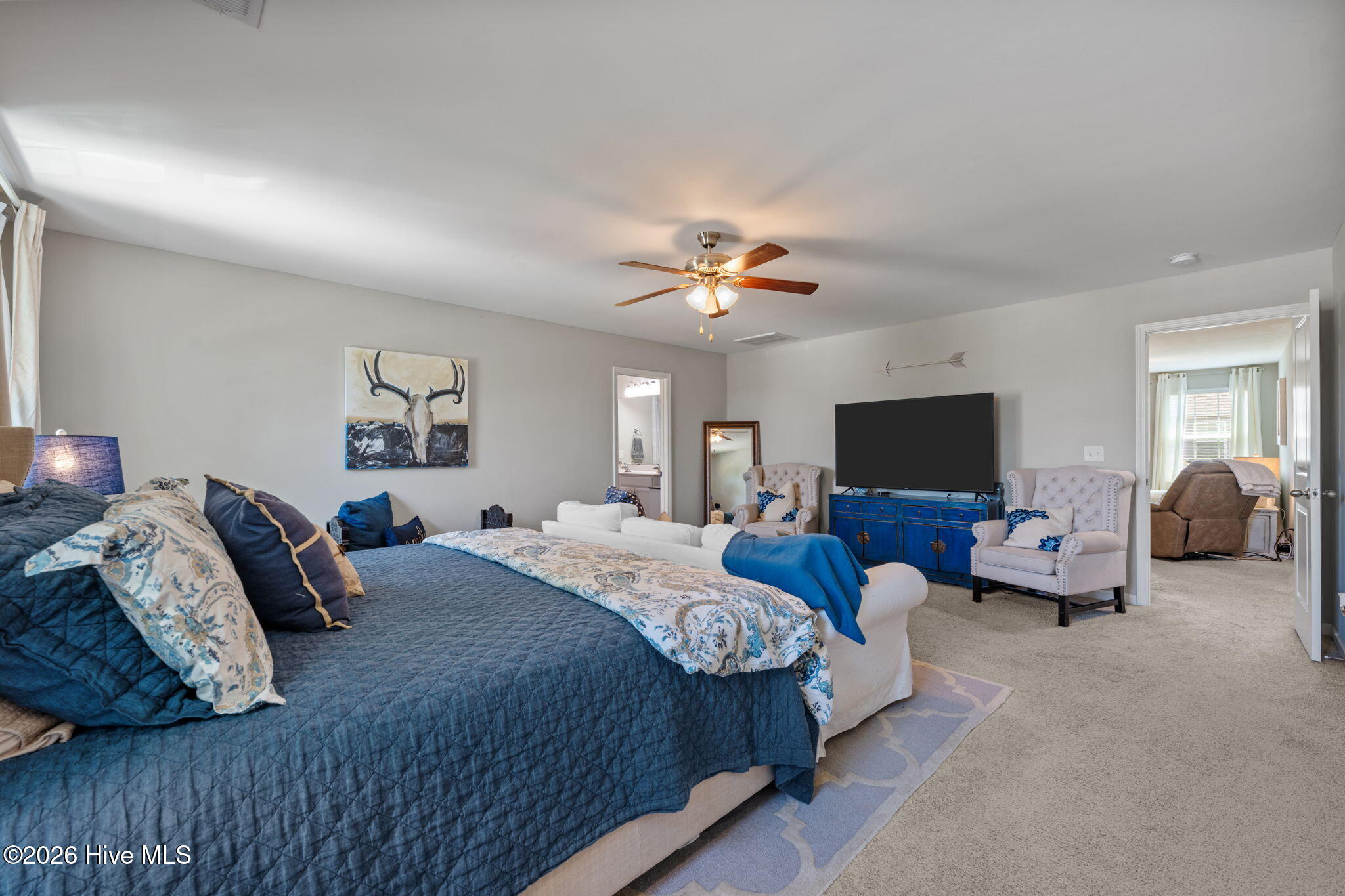 324 Frida Road New Bern, NC 28560 - Photo 30 of 55 Primary Bedroom 02