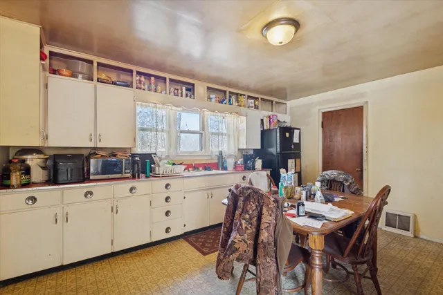 $225,000 | 2350 Brooklyn Road, Jackson, MI 49203