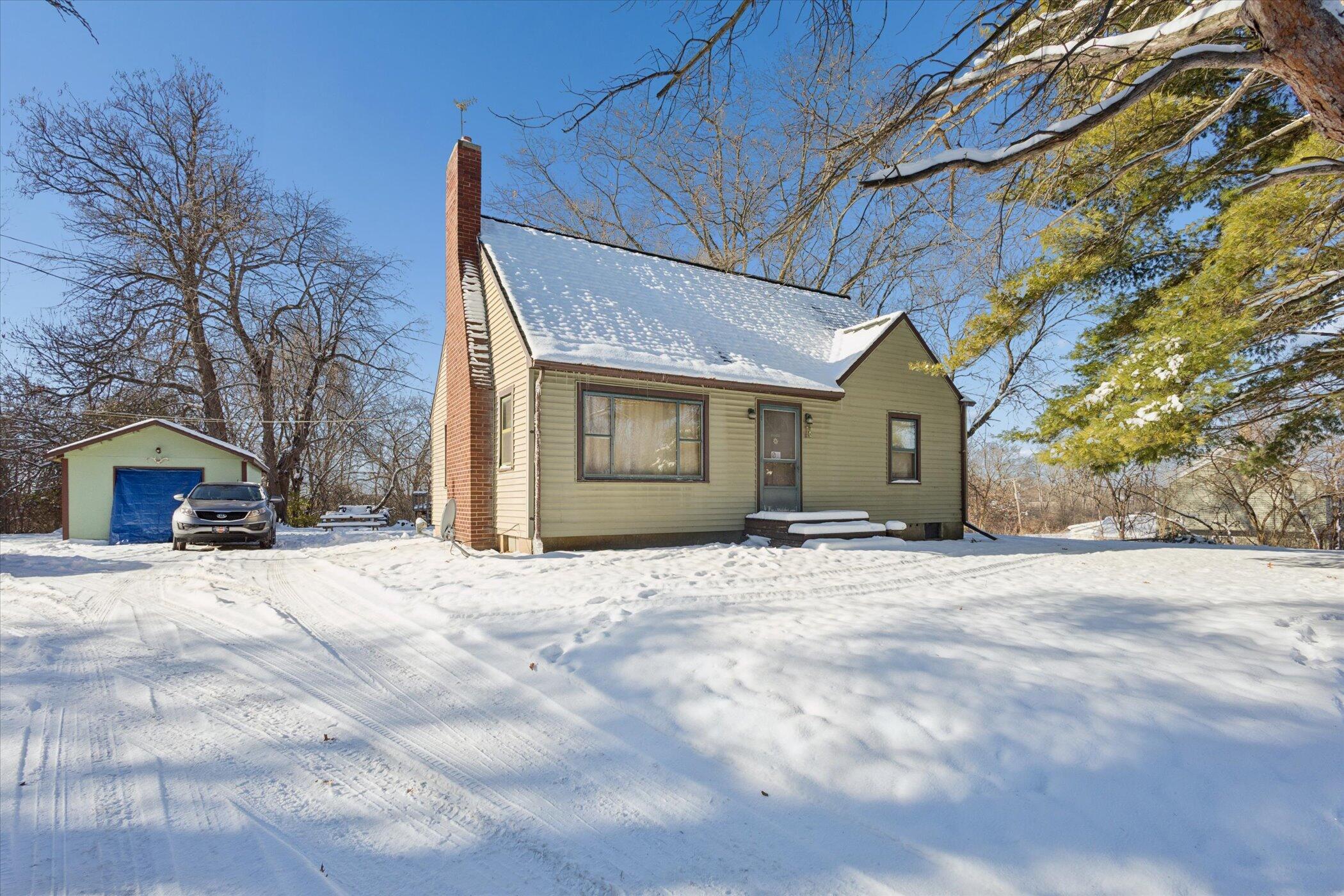 2350 Brooklyn Road Jackson, MI 49203 - Photo 2 of 35 02-2350 Brooklyn Rd Jackson, MI 49203-W